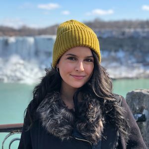 Meet your Posher, Daniella